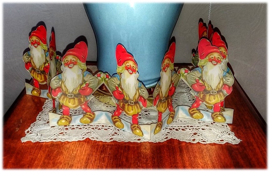 Paper Elves
